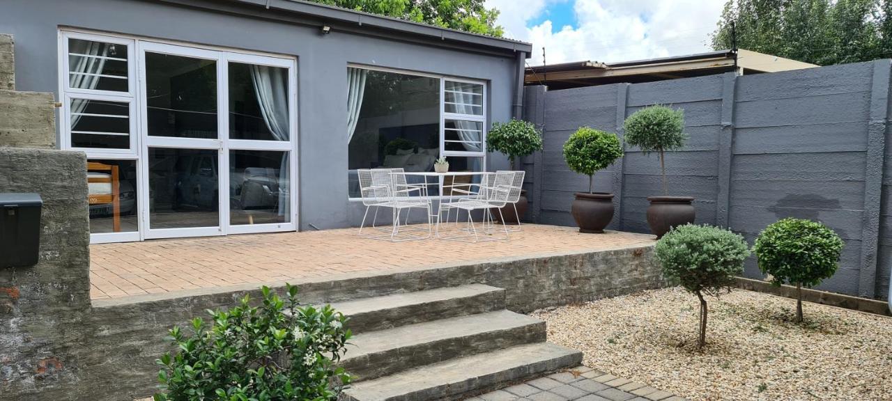 Emmaus Apartment Bloemfontein Exterior foto